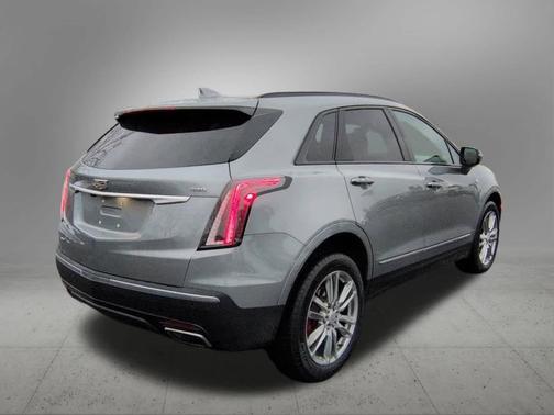 2023 Cadillac XT5 Sport