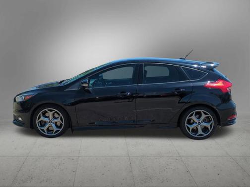 2017 Ford Focus ST Base