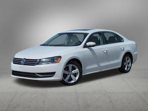 2012 Volkswagen Passat 2.5 SE
