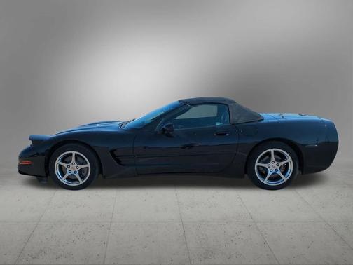 2004 Chevrolet Corvette Base