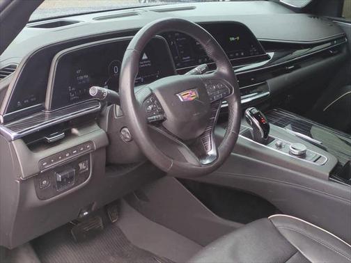 2022 Cadillac Escalade Sport