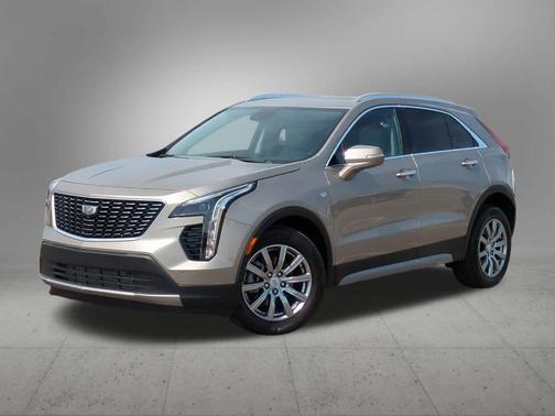 2022 Cadillac XT4 Premium Luxury