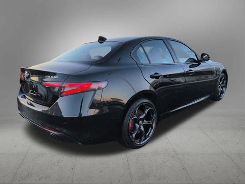 2024 Alfa Romeo Giulia Ti