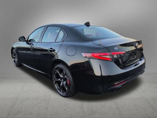 2024 Alfa Romeo Giulia Ti