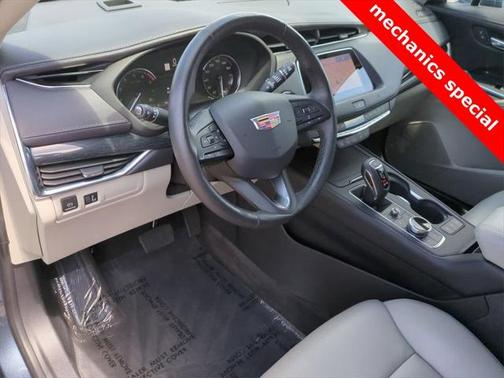 2019 Cadillac XT4 Premium Luxury