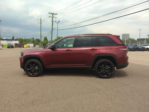 2023 Jeep Grand Cherokee Altitude