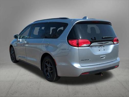 2018 Chrysler Pacifica Touring-L Plus