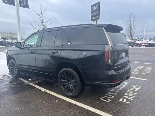 2022 Cadillac Escalade Sport