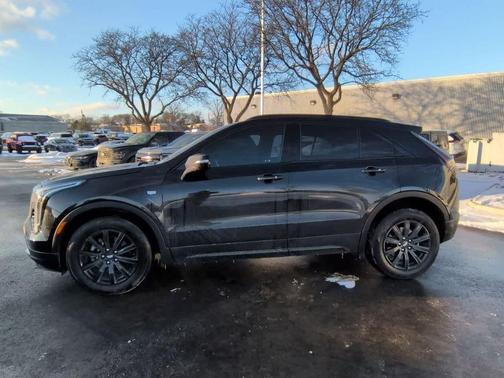 2023 Cadillac XT4 Sport