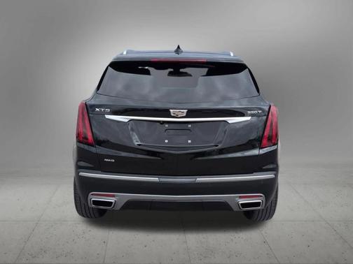 Stellar Black Metallic 2023 Cadillac XT5 Premium Luxury
