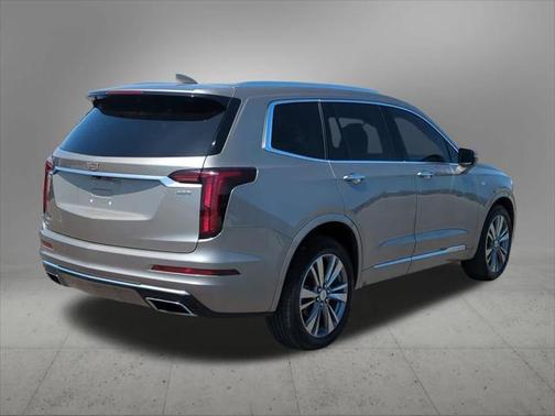2022 Cadillac XT6 Premium Luxury AWD