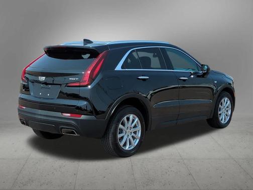 2022 Cadillac XT4 Luxury