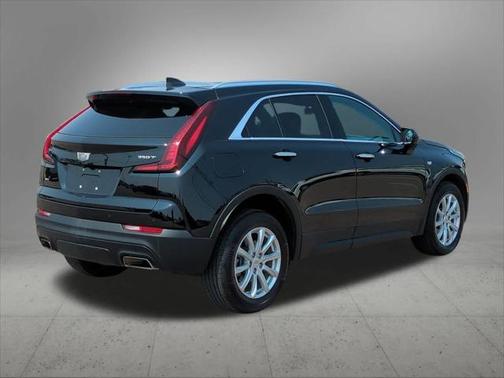 2022 Cadillac XT4 Luxury
