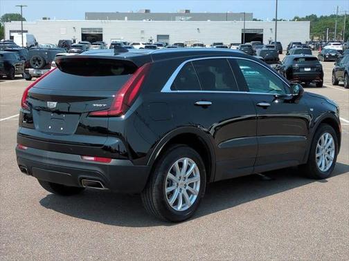2022 Cadillac XT4 Luxury