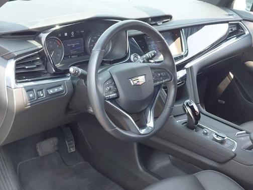 2023 Cadillac XT6 Premium Luxury AWD
