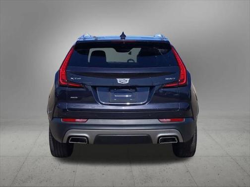 2022 Cadillac XT4 Premium Luxury