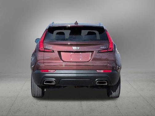 2022 Cadillac XT4 Luxury