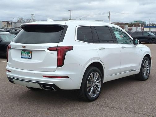 2022 Cadillac XT6 Premium Luxury AWD