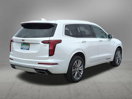 2022 Cadillac XT6 Premium Luxury AWD