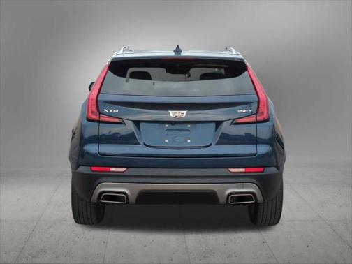 2021 Cadillac XT4 Premium Luxury