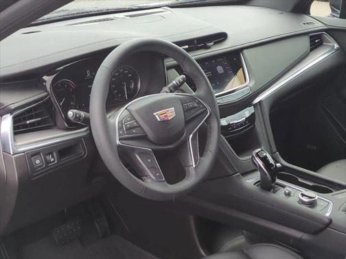 2024 Cadillac XT5 Luxury