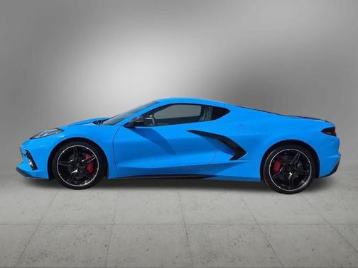 Rapid Blue 2025 Chevrolet Corvette Stingray w/2LT