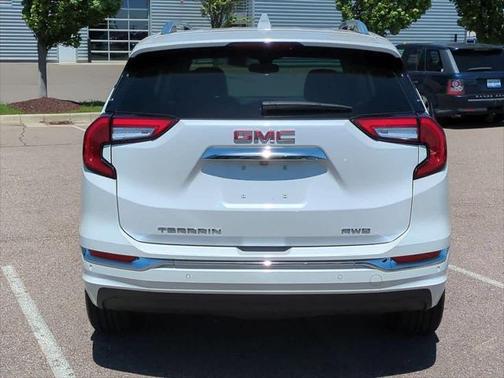 2022 GMC Terrain Denali