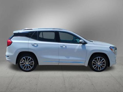 2022 GMC Terrain Denali