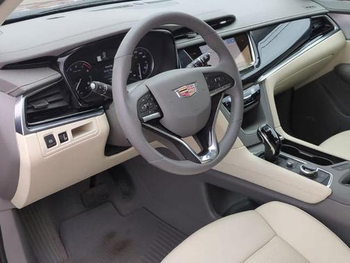 2024 Cadillac XT6 Premium Luxury AWD