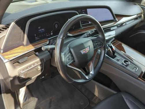 2022 Cadillac Escalade Luxury