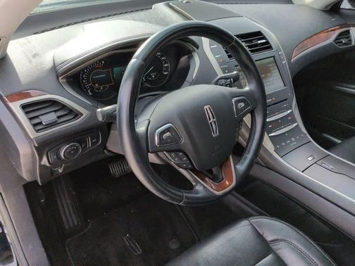 2016 Lincoln MKZ Base