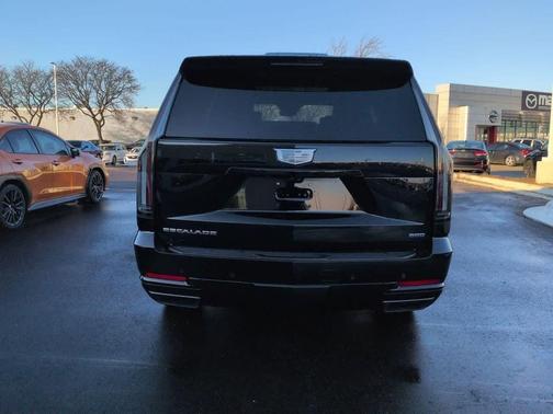 2025 Cadillac Escalade Sport