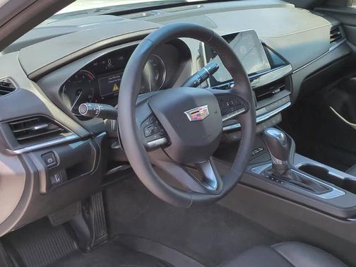2022 Cadillac CT4 Premium Luxury