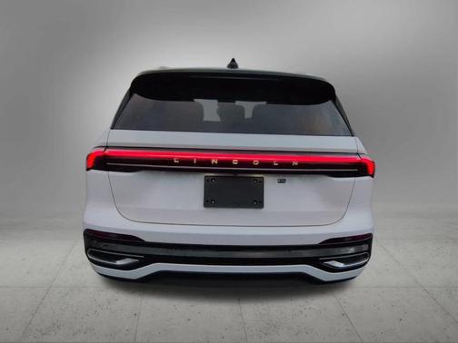 2024 Lincoln Nautilus Black Label