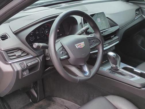 2022 Cadillac CT4 Premium Luxury