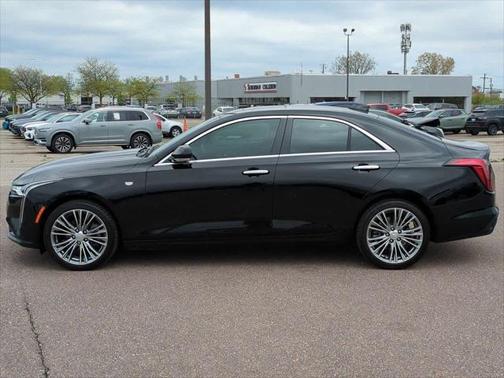 2022 Cadillac CT4 Premium Luxury
