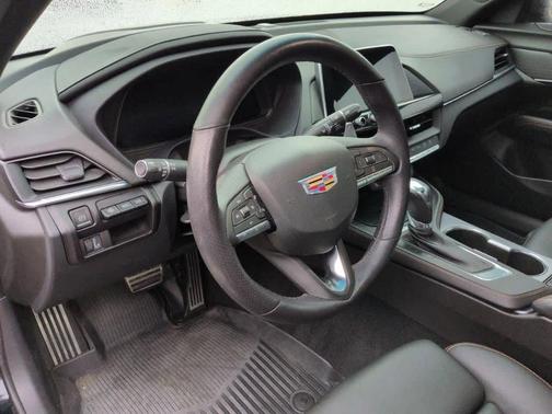 2024 Cadillac CT4 Sport