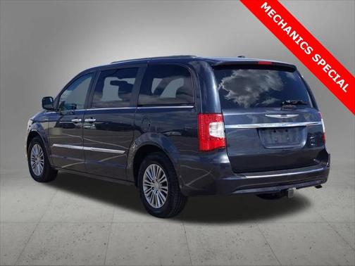 2014 Chrysler Town & Country Touring-L