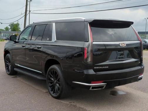 2024 Cadillac Escalade ESV Premium Luxury