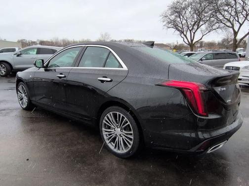 2023 Cadillac CT4 Premium Luxury