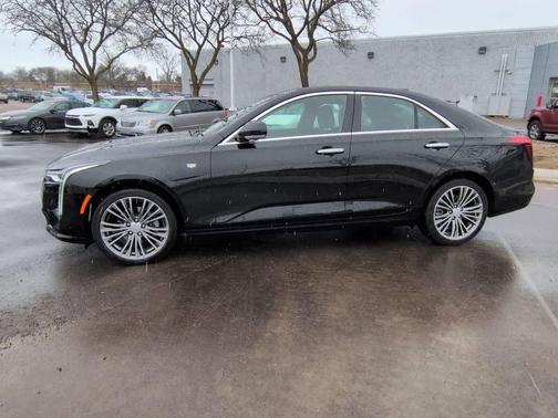 2023 Cadillac CT4 Premium Luxury