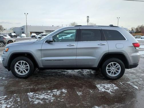 2020 Jeep Grand Cherokee Laredo E