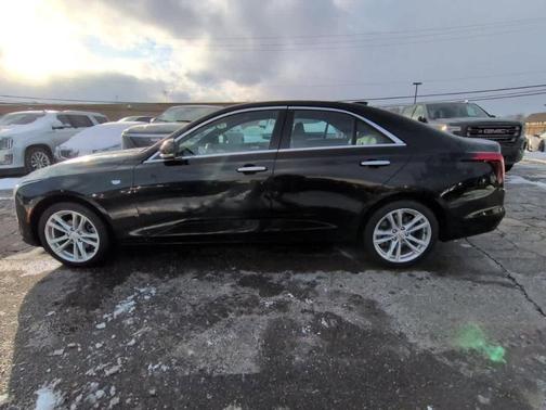 2023 Cadillac CT4 Luxury