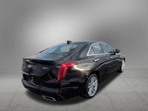 2023 Cadillac CT4 Luxury