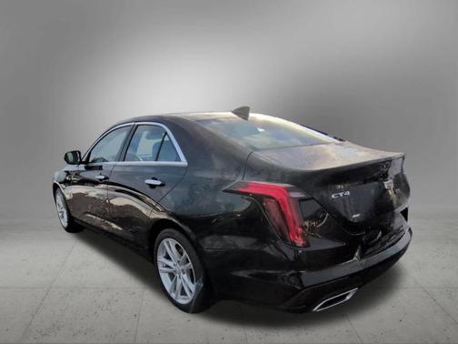 2023 Cadillac CT4 Luxury