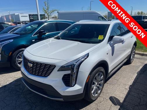 2023 Cadillac XT4 Premium Luxury