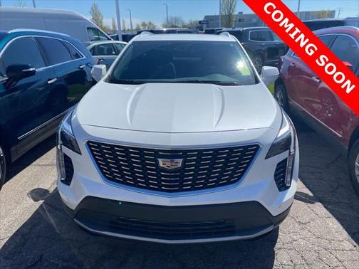 2023 Cadillac XT4 Premium Luxury