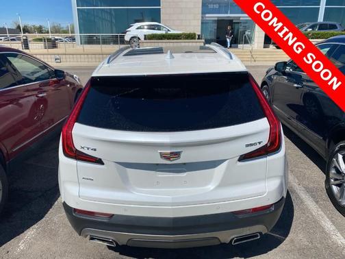 2023 Cadillac XT4 Premium Luxury