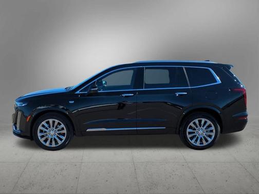 2025 Cadillac XT6 Premium Luxury AWD