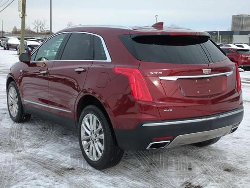 2017 Cadillac XT5 Platinum